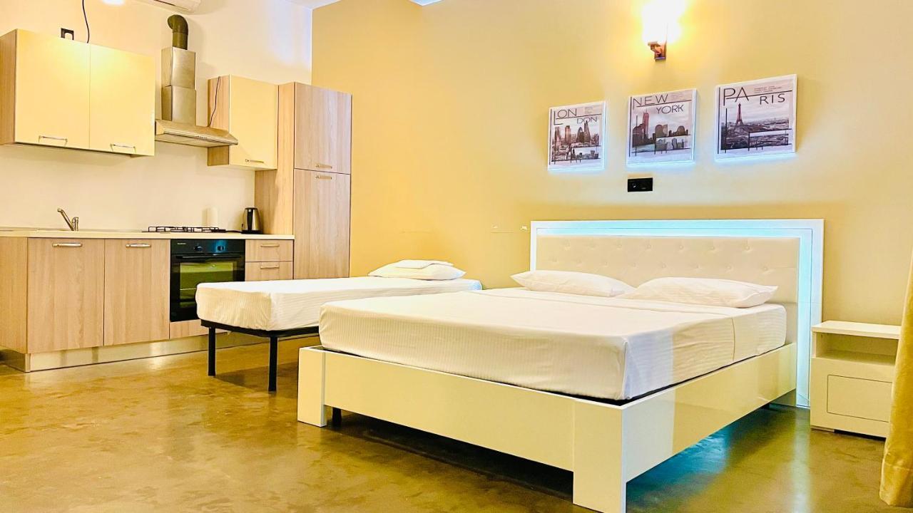 Blue Fox Hikkaduwa Hotel Екстериор снимка